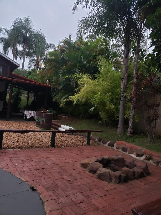 Cabana Hostel Sobrado Ecopark São Pedro Buitenkant foto